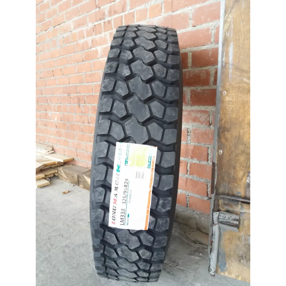 Грузовая шина 325/95 R24 Long March LM-338 22PR в Верхней Салде