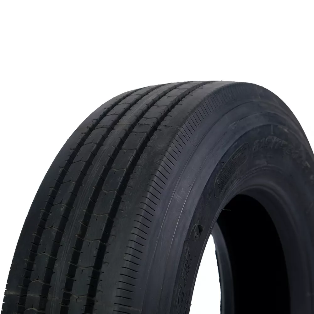 Грузовая шина 215/75 R17,5 Long March LM-216 16PR в Верхней Салде